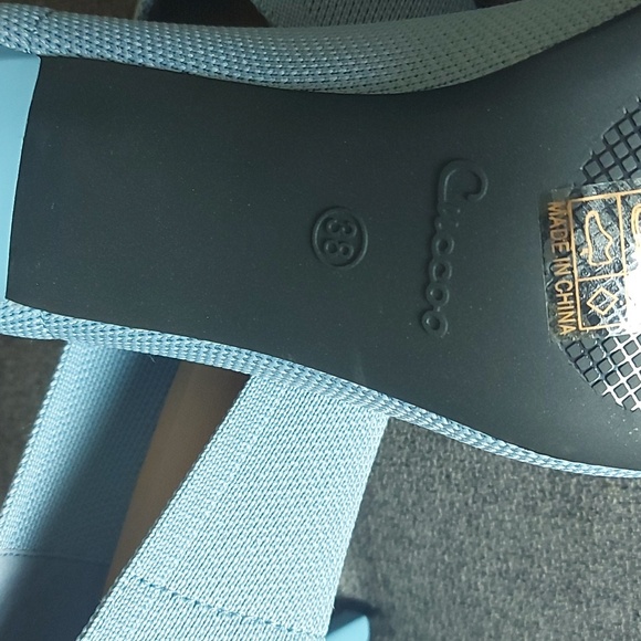 Blue heels - Picture 3 of 3